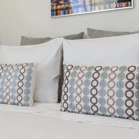 Alvaro's Loft Downtown דירה פורטו